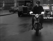 girlonp2.jpg girlonp2.jpg