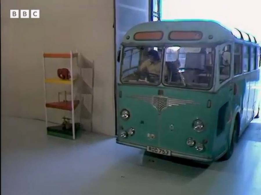 bpbus1.jpg