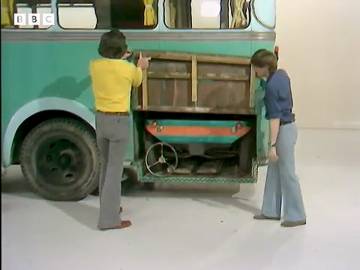 bpbus4.jpg